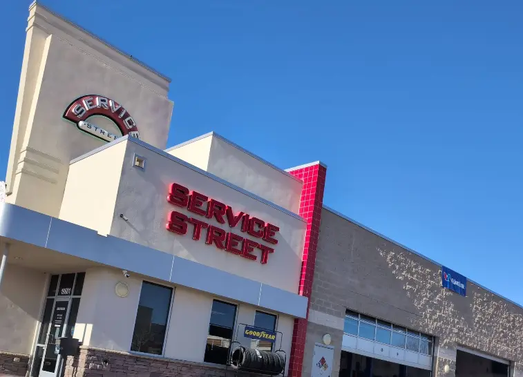 Service Street - Parker Lioness Colorado - Store Location