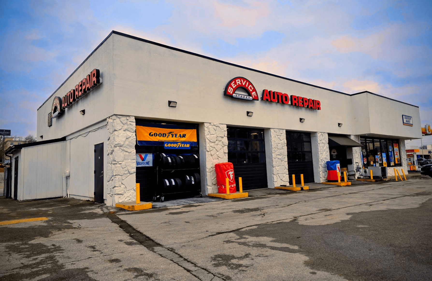 Service Street Cedar Bluff TN Knoxville Shop Location.png